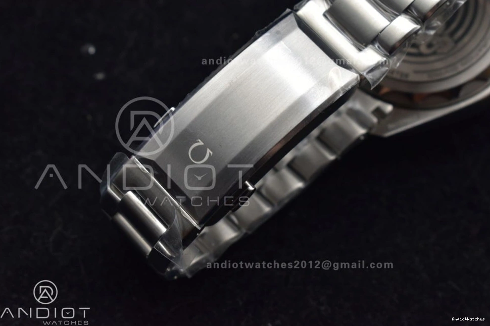 on Ceramic 1077 A SS Dial TF Ultra Deep Bezel NewStyle 6000M Best Blue SS 1:1 Edition White Bracelet Seamaster 0802